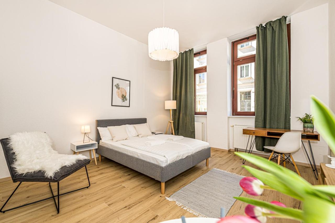 Ruhige Und Stilvolle Wohnung Am Clara-Zetkin-Park Leipzig Exterior photo